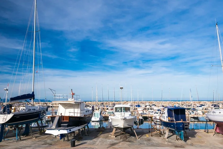 Le port de Colònia de Sant Pere · illustration, hors marché