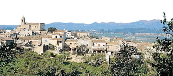 Lloseta · photographie du village, hors marché
