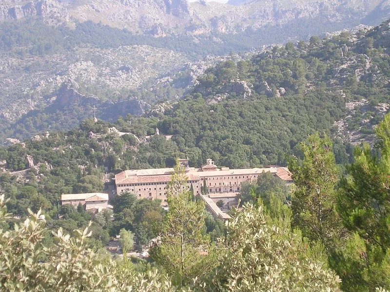 Vue aérienne du sanctuaire de Lluc ; image publiée en 2021.